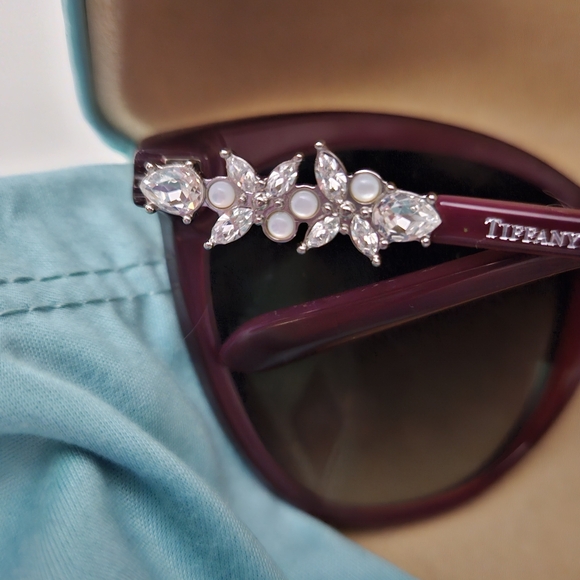 Tiffany & Co. Accessories - Tiffany and company Crystal sunglasses.